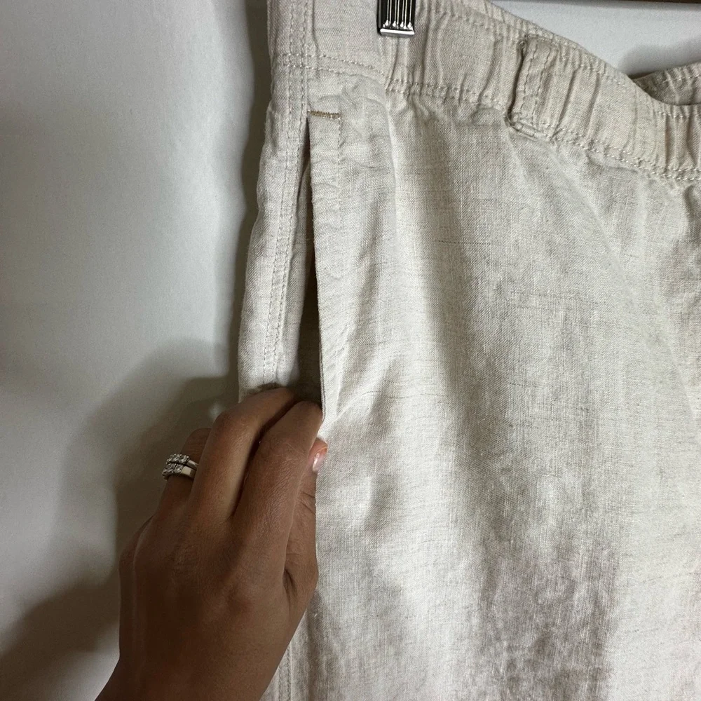 Tommy Bahama Cream Chinos Versatile Summer Style